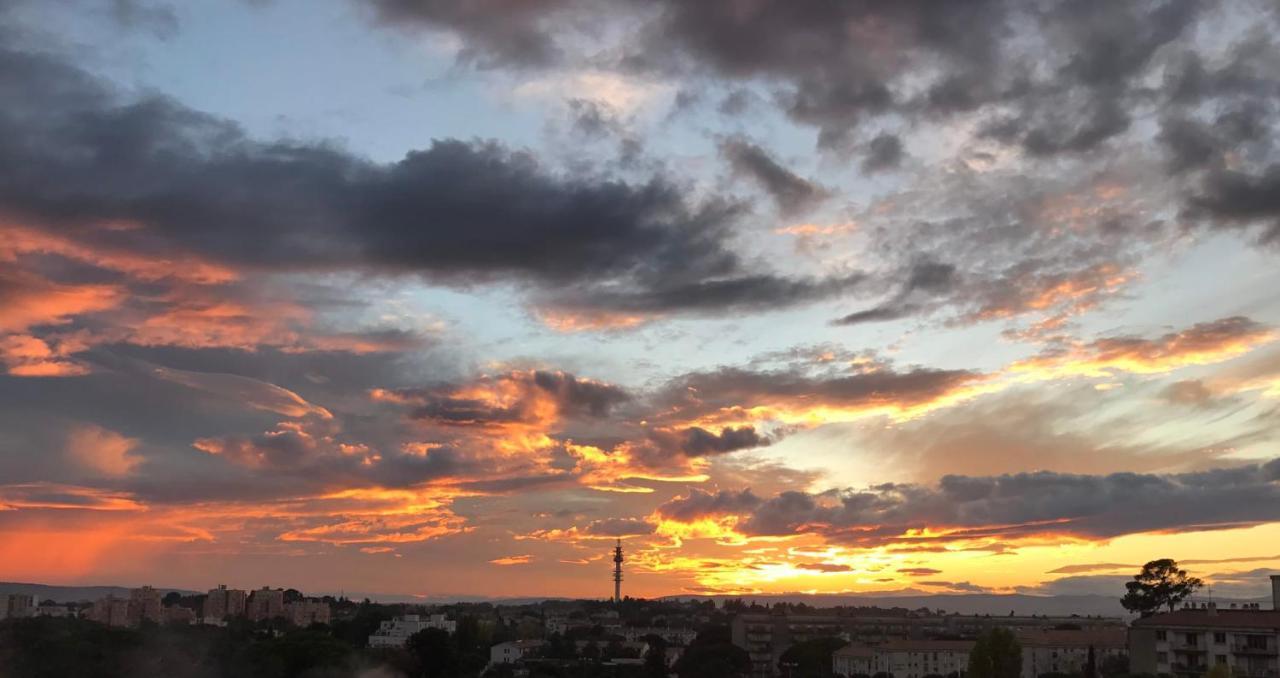 Appartement 2 Chambres, Dernier Etage, Parking Gratuit Dans Residence, Balcon & Coucher De Soleil มงต์เปอลิเยร์ ภายนอก รูปภาพ